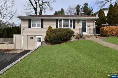 888 Edison St, Township Of Washington, NJ 07676