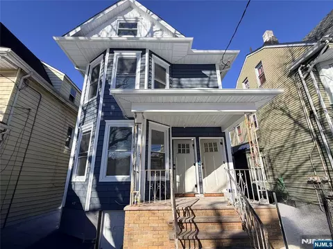 346-348 Woodside Ave, Newark, NJ 07104