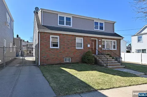 514 Division Ave, Carlstadt, NJ 07072