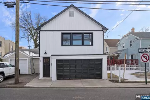 369 Hops Ln, Secaucus, NJ 07094