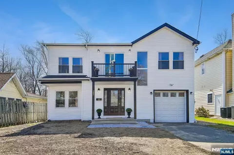 207 Lake Shore Dr, Par-troy Hills Twp, NJ 07034