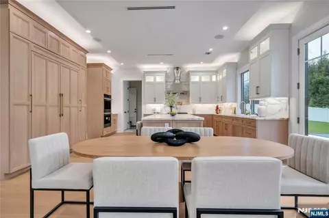 Dining - 7 Central Ave, Demarest, NJ 07627 photo 3 of 6