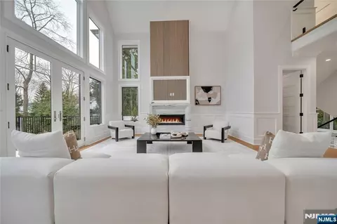 Living - 7 Central Ave, Demarest, NJ 07627 photo 2 of 5