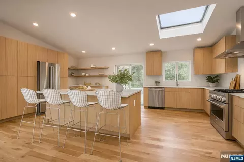 Kitchen - 46 Overlook Rd, Alpine, NJ 07620 photo 1 of 1