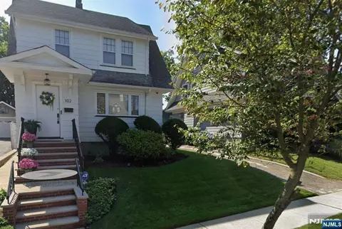 102 Pleasant Pl, Kearny, NJ 07032