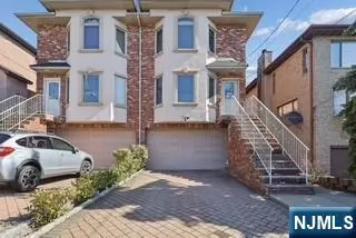 61 Columbia Ave #C0061, Cliffside Park, NJ 07010