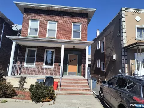 17 Laird Pl, Cliffside Park, NJ 07010