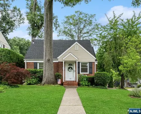 193 Wales Ave, River Edge, NJ 07661
