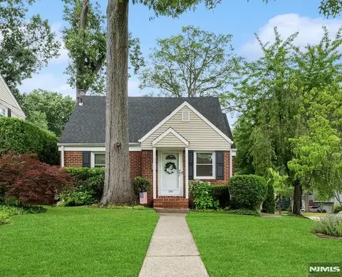 193 Wales Ave, River Edge, NJ 07661