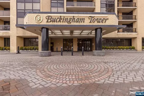 800 Palisade Ave #1709, Fort Lee, NJ 07024