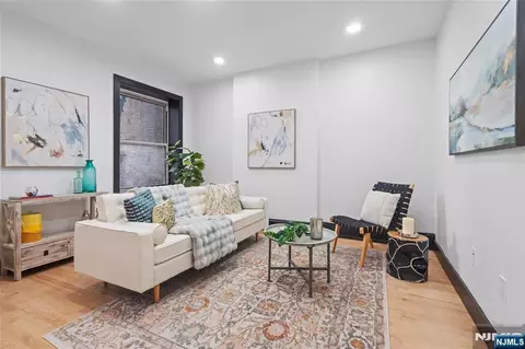 391 Central Ave #5, Jersey City, NJ 07307