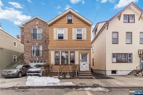 421 Central Ave, Harrison, NJ 07029