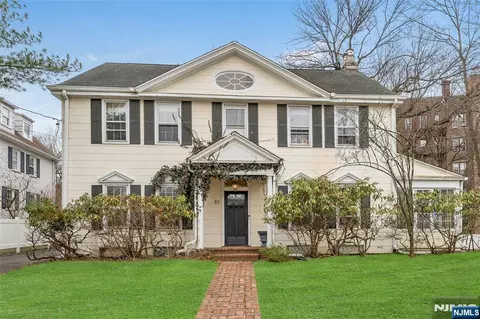 80 Glenwood Rd, Englewood, NJ 07631