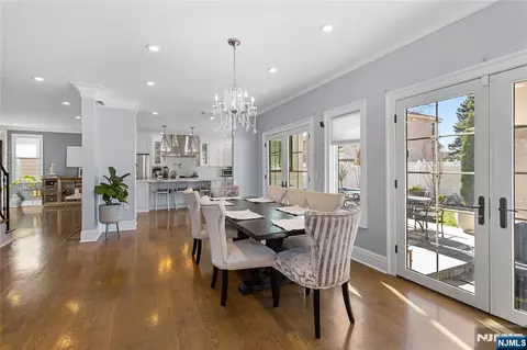 Dining - 537 Spring Valley Rd, Paramus, NJ 07652 photo 2 of 2
