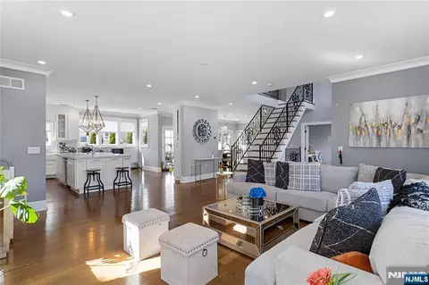 Entry Way - 537 Spring Valley Rd, Paramus, NJ 07652 photo 1 of 4