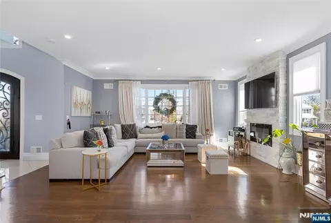 Other - 537 Spring Valley Rd, Paramus, NJ 07652 photo 2 of 8