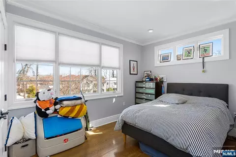 Bedroom - 537 Spring Valley Rd, Paramus, NJ 07652 photo 6 of 6