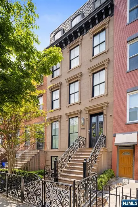 110 Park Ave #1, Hoboken, NJ 07030