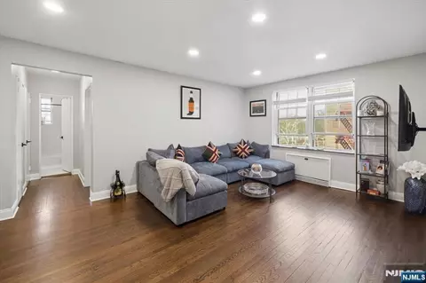 8300 Boulevard E #4G, North Bergen, NJ 07047