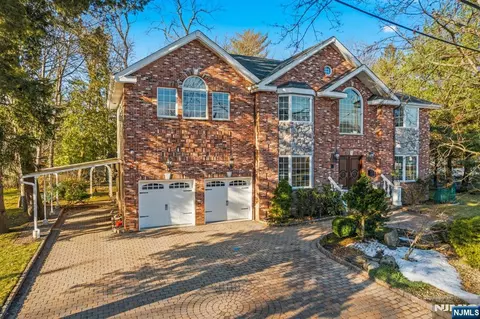 49 Ross Ave, Demarest, NJ 07627
