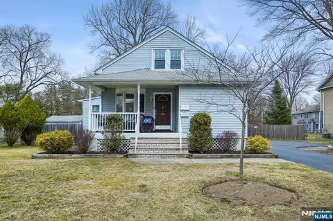 28 E Liberty Ave, Hillsdale, NJ 07642