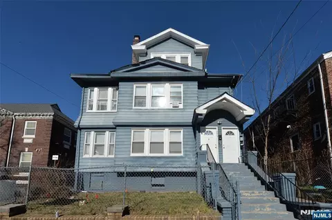 349-351 Osborne Ter, Newark, NJ 07112