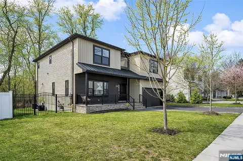 129 Rivervale Rd, River Vale, NJ 07675