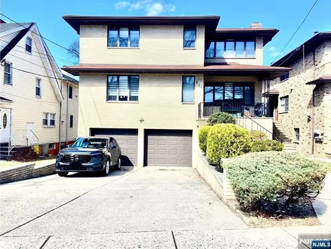 519 Broad Ave, Palisades Park, NJ 07650