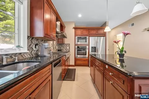 Other - 683 Victoria Ave, Paramus, NJ 07652 photo 1 of 11
