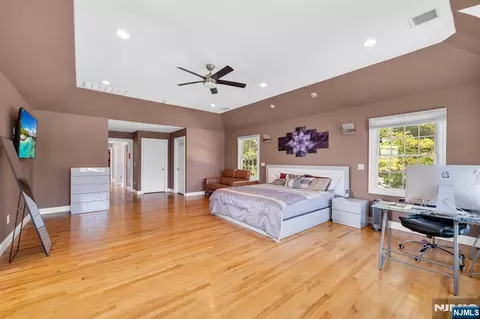 Bedroom - 683 Victoria Ave, Paramus, NJ 07652 photo 2 of 9
