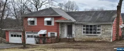 18 Highland Ave, Rockaway, NJ 07866