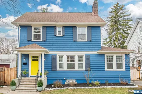14 Northview Ave, Montclair, NJ 07043