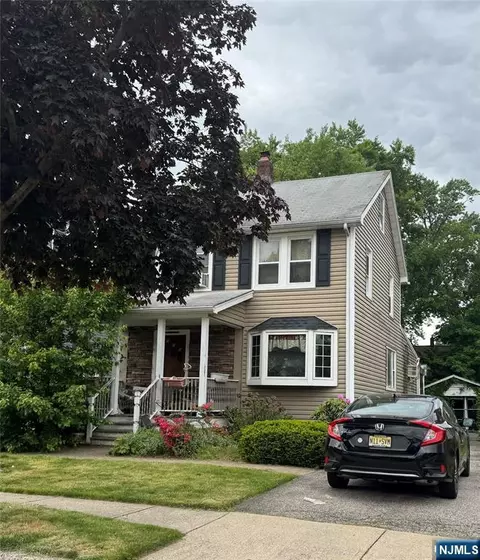 720 Berkley St, New Milford, NJ 07646