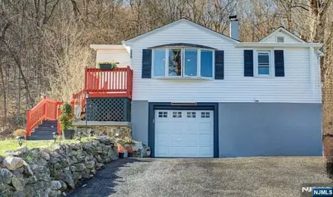 599 Berkshire Valley Rd, Wharton, NJ 07885
