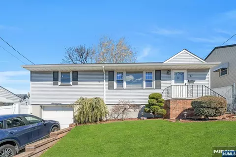 17 Peden Ter, Kearny, NJ 07032