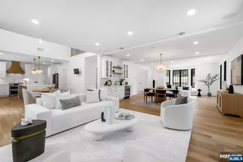 Other - 452 Oregon St, Paramus, NJ 07652 photo 3 of 13