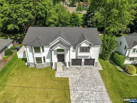 View/Area - 452 Oregon St, Paramus, NJ 07652 photo 1 of 1