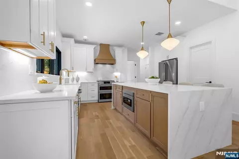 Kitchen - 452 Oregon St, Paramus, NJ 07652 photo 2 of 2
