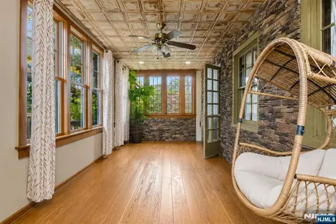 384 Anderson St, Hackensack, NJ 07601 photo 17