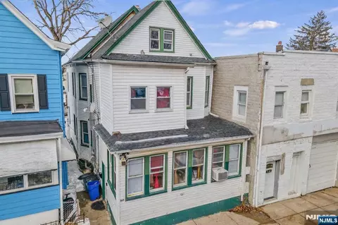 160 Burgess Pl, Passaic, NJ 07055