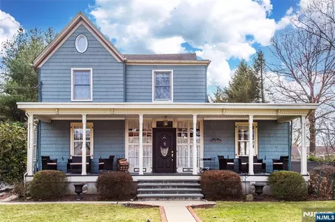 151 Washington Ave, Hillsdale, NJ 07642