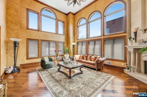 Living - 10 Fox Ter, Cliffside Park, NJ 07010 photo 3 of 4