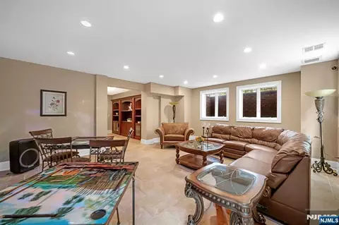 Other - 10 Fox Ter, Cliffside Park, NJ 07010 photo 9 of 13
