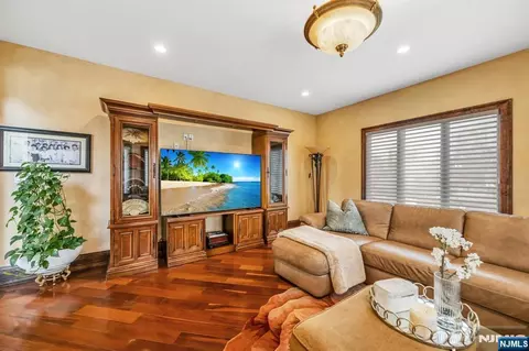 Other - 10 Fox Ter, Cliffside Park, NJ 07010 photo 2 of 13