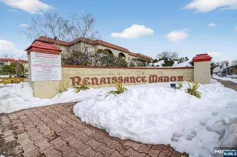 2 Ann St #308, Clifton, NJ 07013