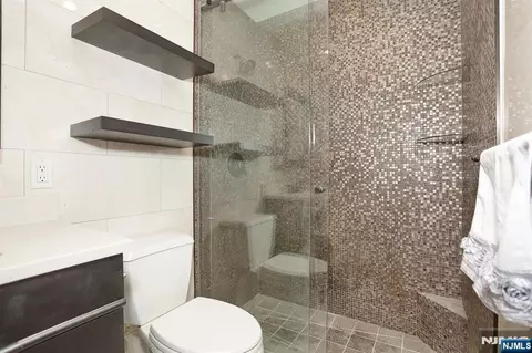 Bath - 280 Prospect #6J, Hackensack, NJ 07601 photo 2 of 2