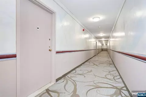 Entry Way - 280 Prospect #6J, Hackensack, NJ 07601 photo 5 of 6