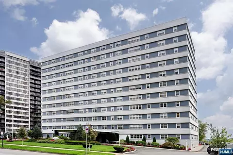 280 Prospect #6J, Hackensack, NJ 07601