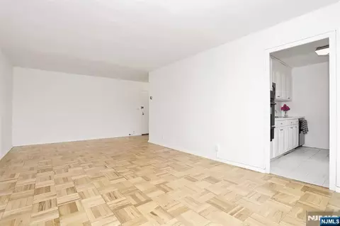 Living - 280 Prospect #6J, Hackensack, NJ 07601 photo 6 of 6