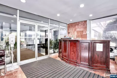 Entry Way - 280 Prospect #6J, Hackensack, NJ 07601 photo 1 of 6